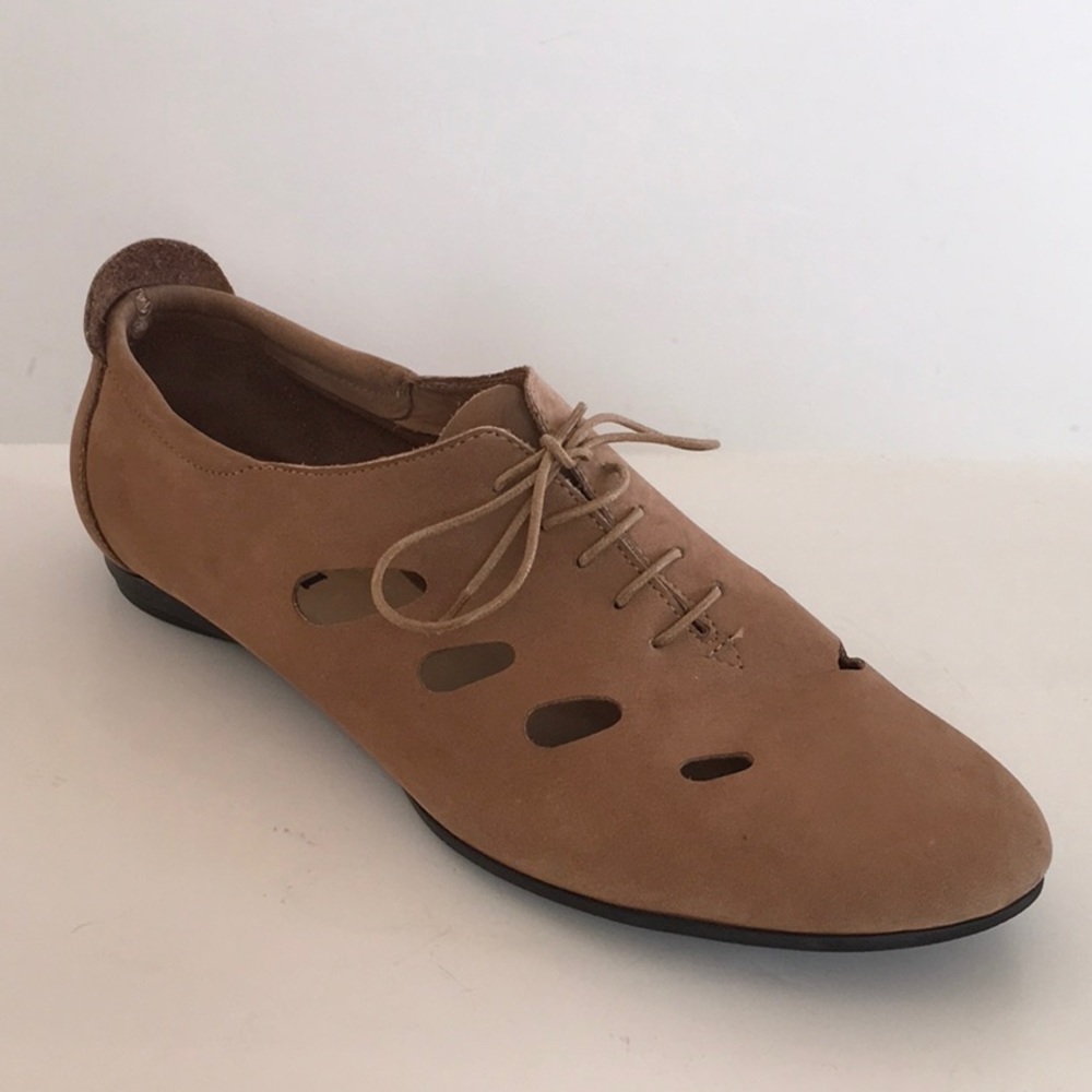 Sesto Meucci Tan Suede Leather Lace Up Loafer W/ Decorative Cut Outs Size 10 - Picture 2 of 8